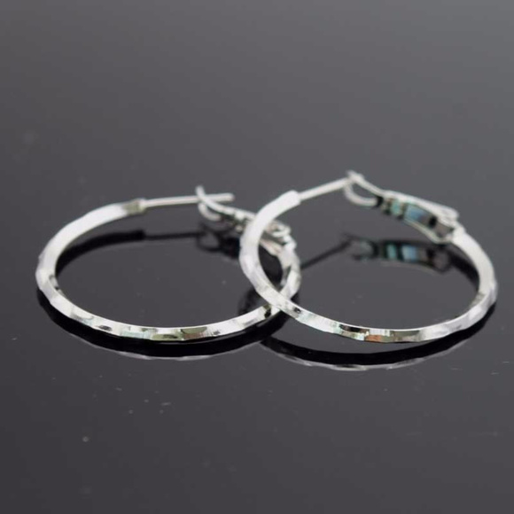 18K White Gold Filled Silver Carved Hoop Earrings 30mm or 1.18" Gorgeous Gift - Picture 3 of 4